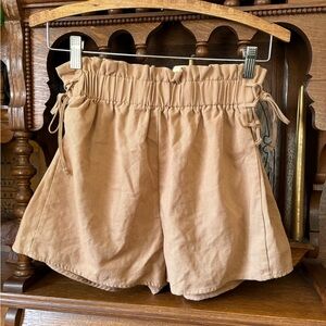 Iris Women's Tan/Beige Linen Blend Corset Shorts  Size Medium Like New